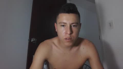 Tommy - OnFns  tommy  874 online show from October 16, 1:38 am