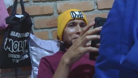 Boy online show from February 14, 11:51 pm