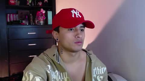 miguel  online show from February 20, 12:43 am