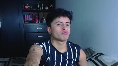 miguel  online show from February 10, 12:02 am