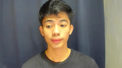 HI IM JAMES DONT FORGET GIVE ME THUMBS UP AND JOIN TO MY FANCLUB online show from December 14, 6:19 am