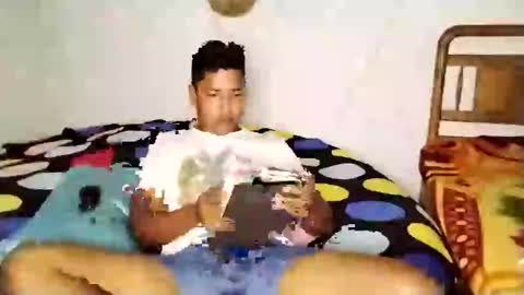 andrew online show from December 8, 3:45 pm