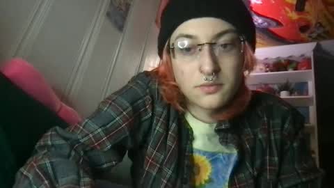 boywithbug online show from January 25, 8:00 am