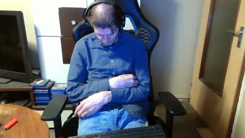 bponie1 online show from January 25, 2:04 am