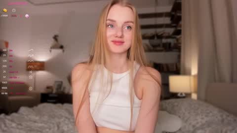 Nicole online show from March 1, 1:43 am