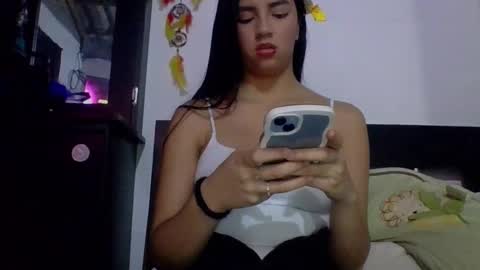 brad_and_emma293215 online show from March 15, 3:00 am