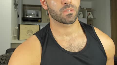 bradleymartin7 online show from January 30, 3:00 am