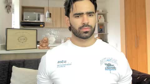 bradleymartin7 online show from October 5, 2:57 pm