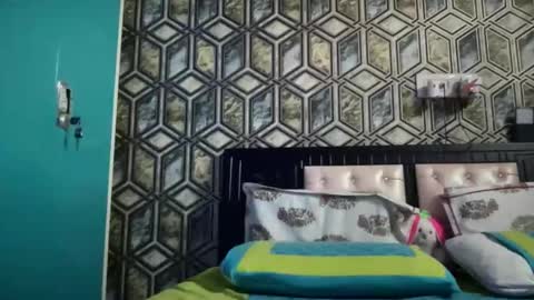 Klaus online show from November 28, 9:00 pm