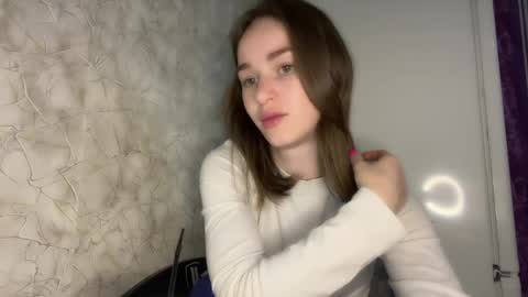 Kate online show from April 6, 5:03 pm