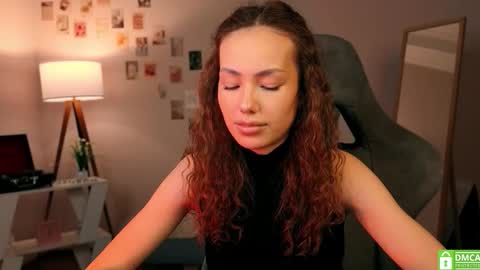 Lilly online show from October 20, 11:48 am