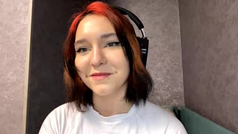 Emily online show from February 7, 6:44 pm