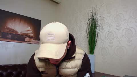 BrandonTateX online show from March 17, 5:01 am