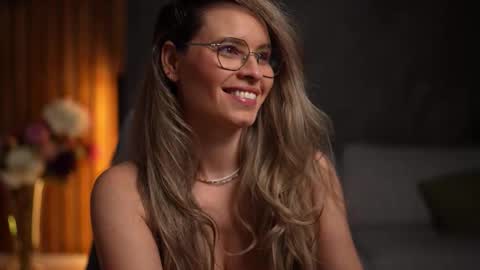 Alex online show from December 15, 5:36 am