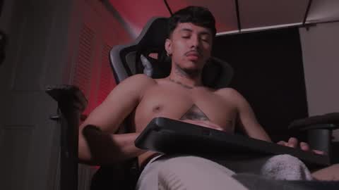 brasi_ online show from October 9, 4:56 pm