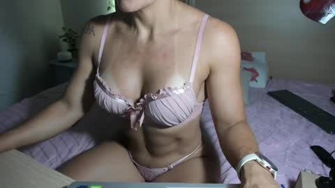 Snapshot of brasilianmarried chatting on March 7, 9:59 pm Carolina Ferrari online show from March 7, 9:59 pm