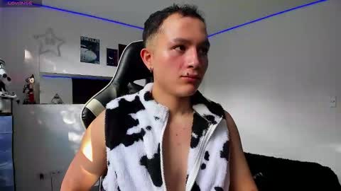 Austin summer online show from November 1, 9:14 pm