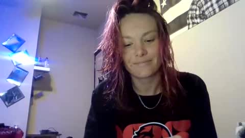 bratlips online show from September 16, 3:53 am