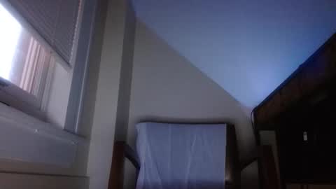 brazilaveaux online show from February 18, 1:27 am