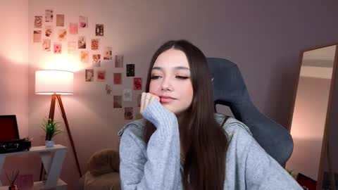 Rachel online show from February 7, 7:39 pm