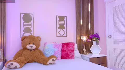 Bree  online show from March 14, 12:53 pm