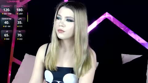 Zeline online show from January 10, 5:29 pm