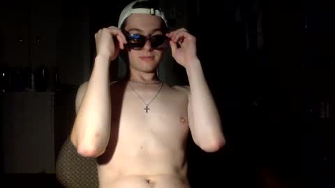 Snapshot of bren_digan chatting on September 9, 10:37 am bren_digan online show from September 9, 10:37 am
