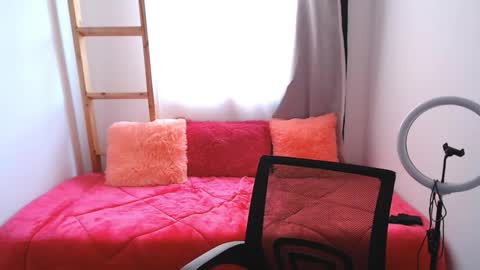 brendasantos_77 online show from October 2, 1:54 pm