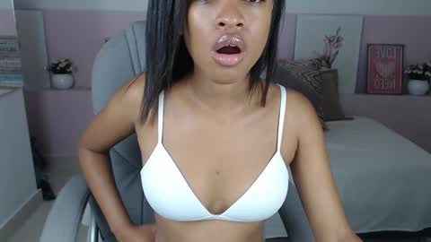 Brenda online show from February 4, 12:33 pm
