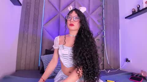 B R I A  online show from November 4, 2:35 am