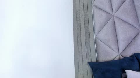 Snapshot of briaconner_ chatting on February 3, 8:35 am B R I A online show from February 3, 8:35 am
