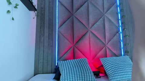 B R I A  online show from April 16, 2:44 am