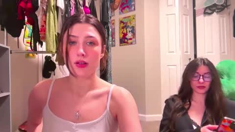 Snapshot of briadominick chatting on February 24, 3:55 am Brianna3 online show from February 24, 3:55 am