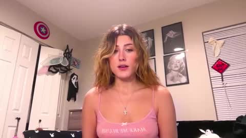 Snapshot of briadominick chatting on December 22, 2:49 am Brianna3 online show from December 22, 2:49 am