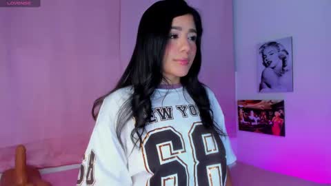 briana11_ online show from October 6, 7:04 am