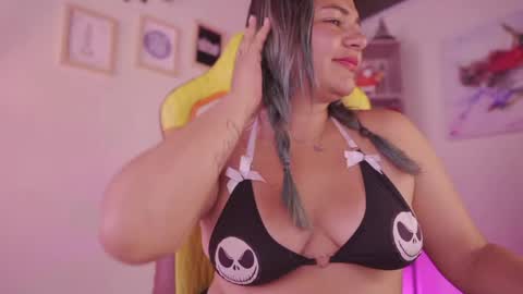 Briana online show from June 5, 6:35 pm
