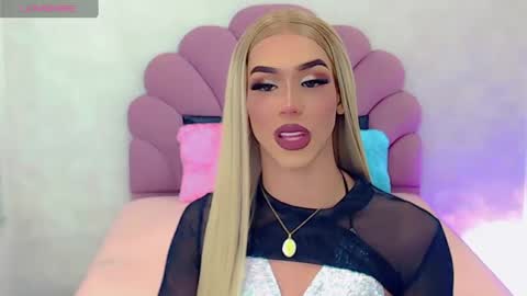 Snapshot of briana_sex32 chatting on February 12, 9:54 pm BRIANA online show from February 12, 9:54 pm