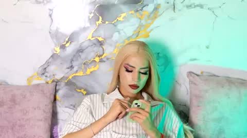 briana_white online show from July 28, 8:52 pm