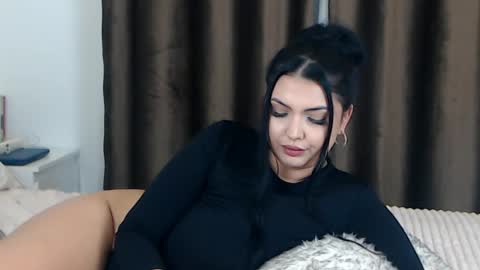 Snapshot of briannabk chatting on January 7, 9:35 pm briannabk online show from January 7, 9:35 pm