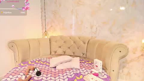 Brianna  online show from September 30, 5:56 pm