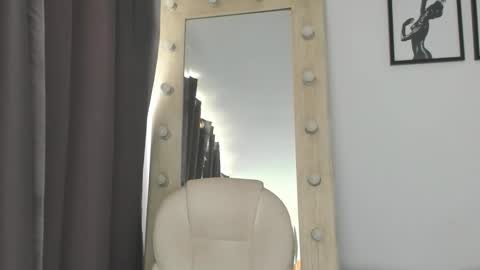 briannawhite10 online show from December 17, 6:36 pm