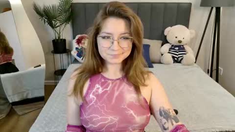 briarwynn online show from October 22, 8:10 pm