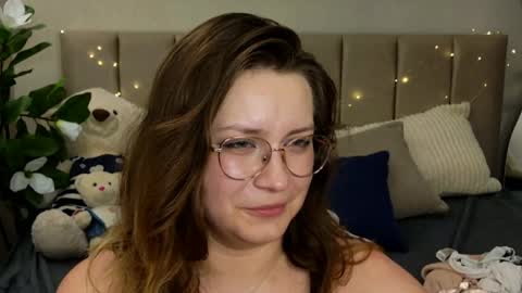briarwynn online show from June 8, 1:28 am