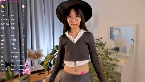 Hanna online show from September 28, 3:54 pm