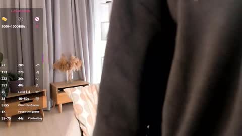 Hanna online show from November 29, 1:13 am