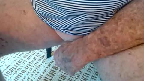 briefsguy52 online show from April 26, 9:23 pm