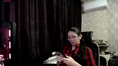 Snapshot of brightssmiles chatting on March 3, 7:32 am Aisha online show from March 3, 7:32 am