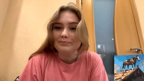Snapshot of brigidbilton chatting on October 7, 10:44 am Amelia online show from October 7, 10:44 am