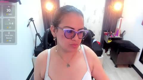 BRIGITTE online show from February 25, 4:14 pm