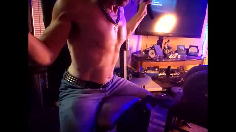 brigstuf20 online show from April 19, 1:17 am